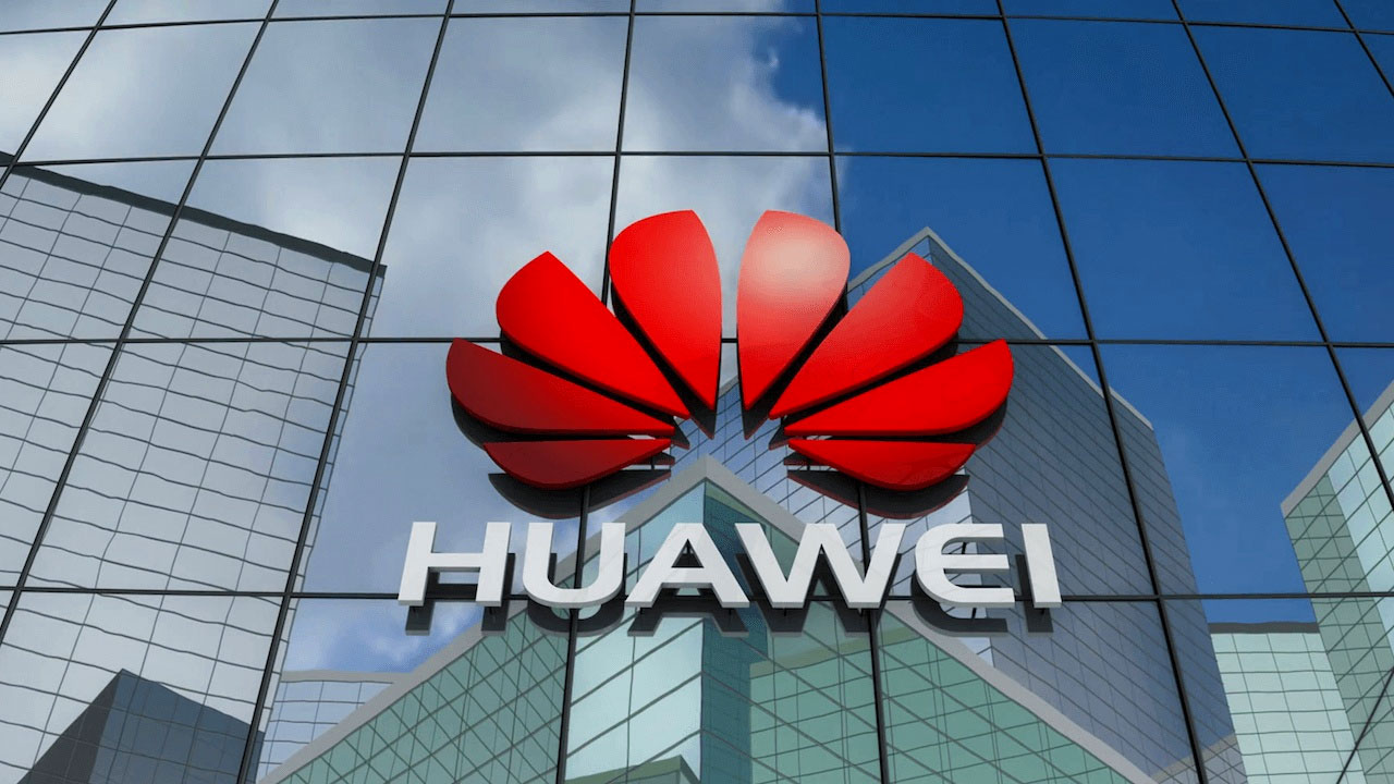 Huawei'nin üçe katlanan telefonu cep yakacak fiyatlardan satılacak!