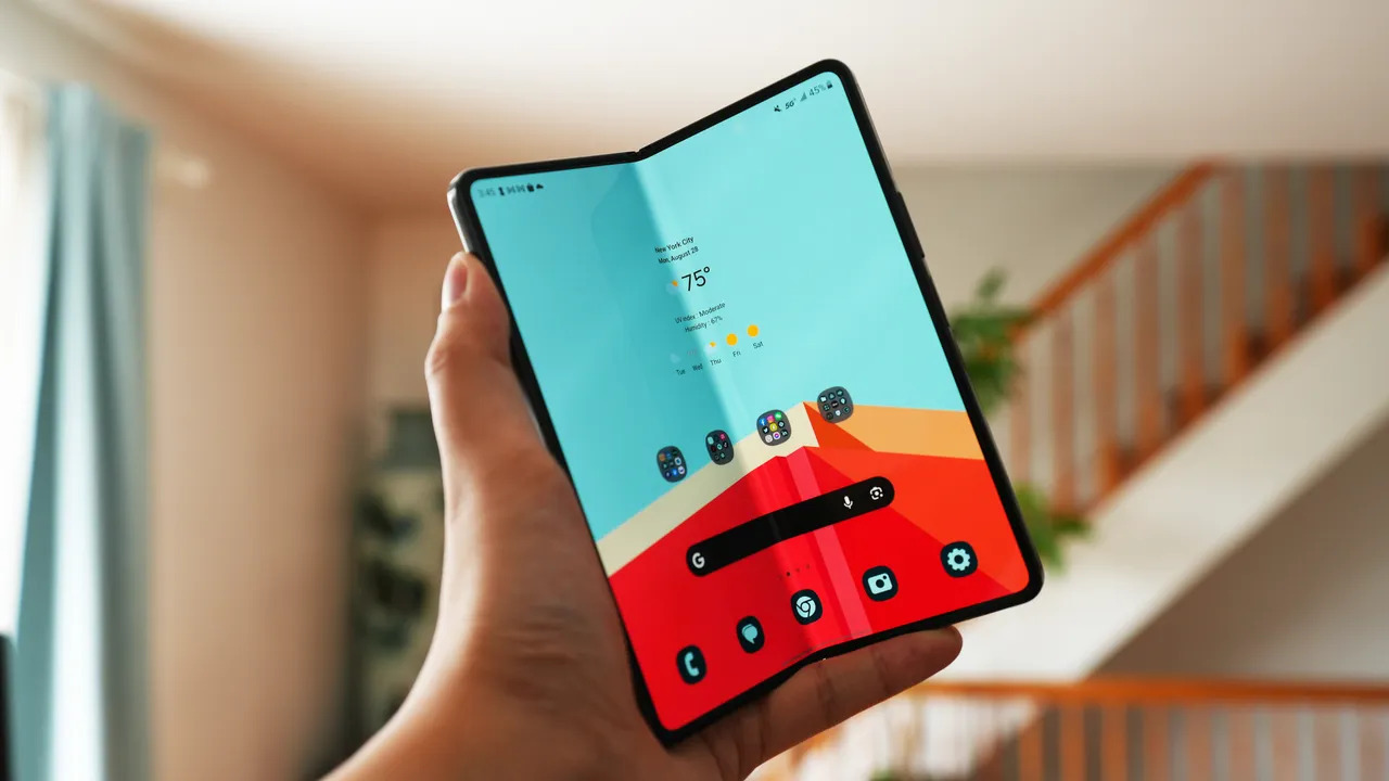 Samsung Galaxy Z Fold 7 iki farklı versiyon ile geliyor!