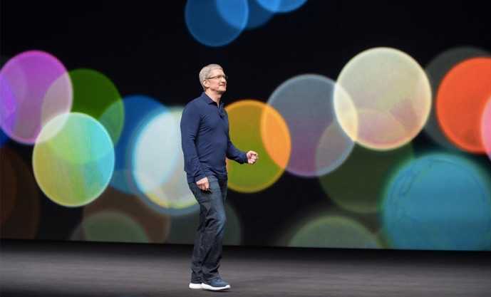 Apple CEO’sunun Gelirleri Yüzde 15 Azaldı
