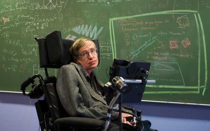 Stephen Hawking İnsanlığın Geleceği Hakkında Endişeli